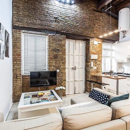 Nice Apartment In The Heart Of Seville Exterior photo
