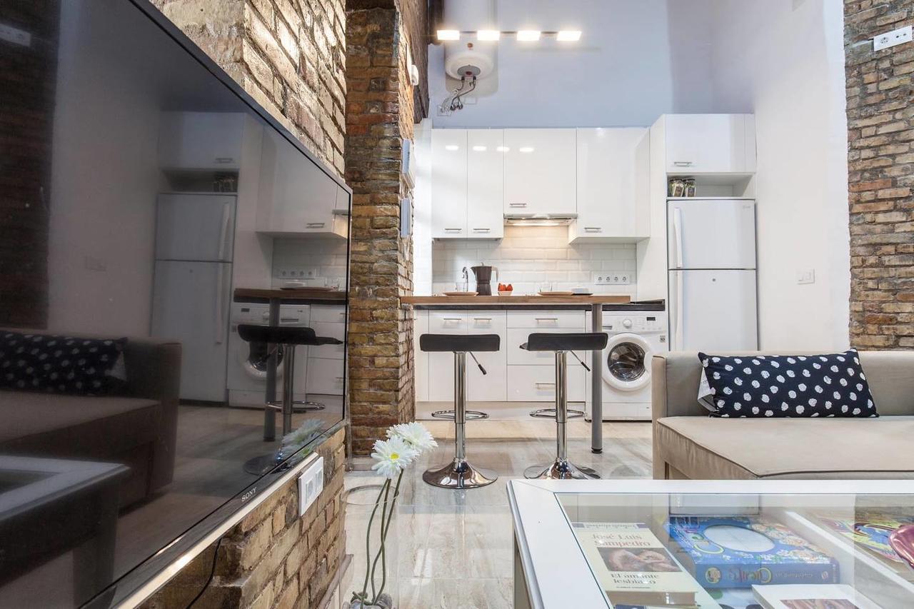 Nice Apartment In The Heart Of Seville Exterior photo