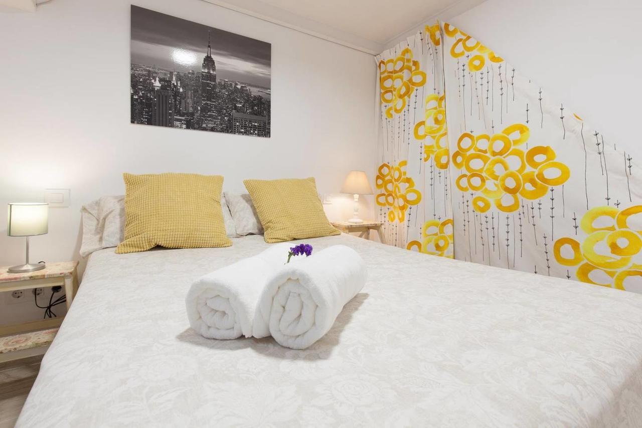 Nice Apartment In The Heart Of Seville Exterior photo